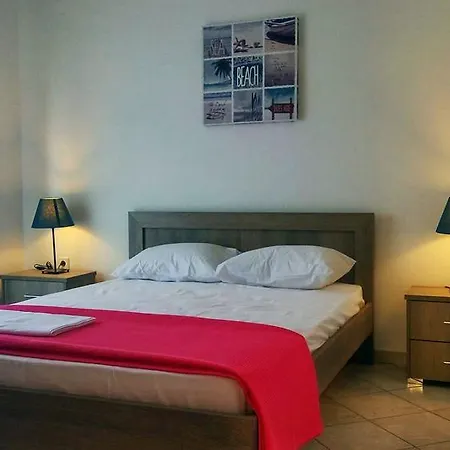 Apartment Roses Rt Skioni I Nea Skioni