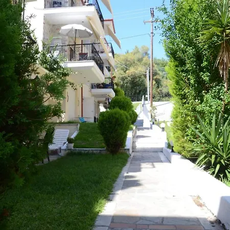 Roses Rt Skioni I Appartement