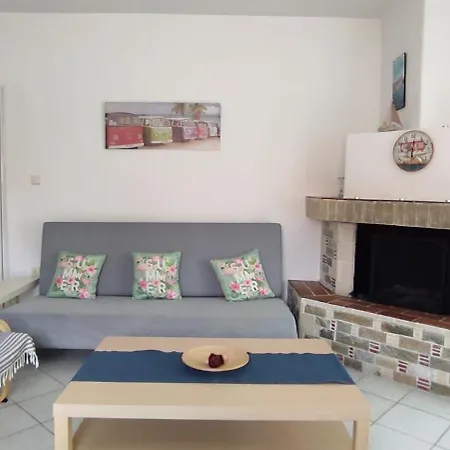 Appartement Roses Rt Skioni I *