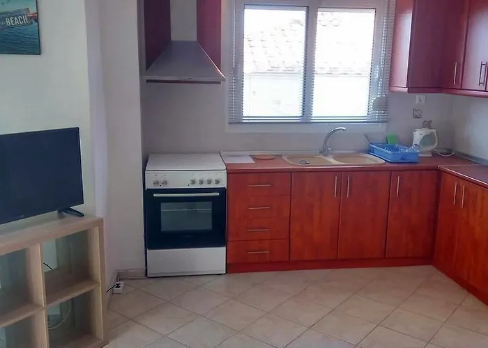 Roses Rt Skioni I Apartment Nea Skioni